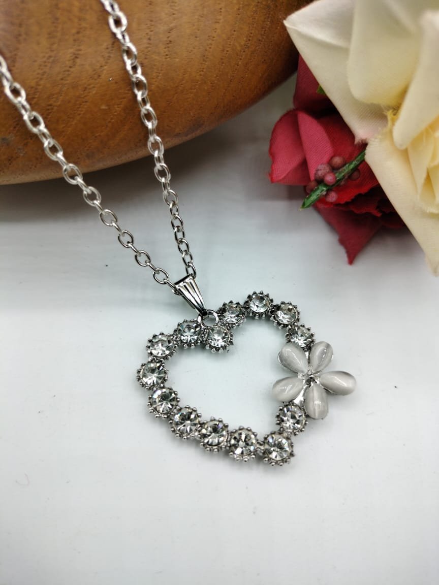 Flower heart pendant for women and girls